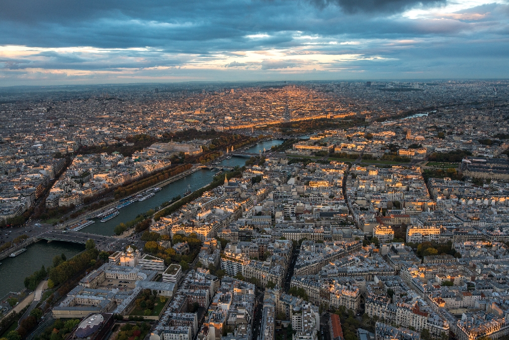 Eiffel Tower Sun Shadow